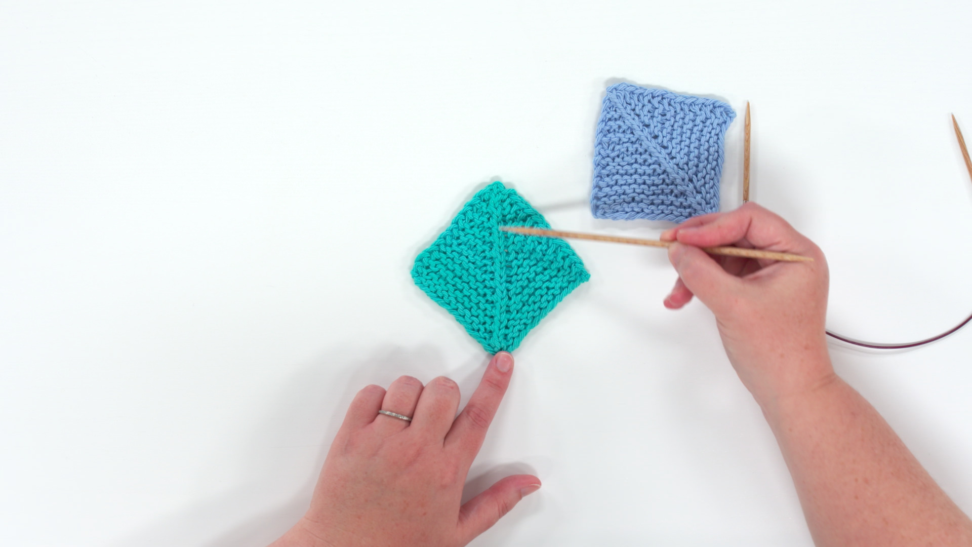 Session 2: Mitered Squares with Odd Number of Stitches