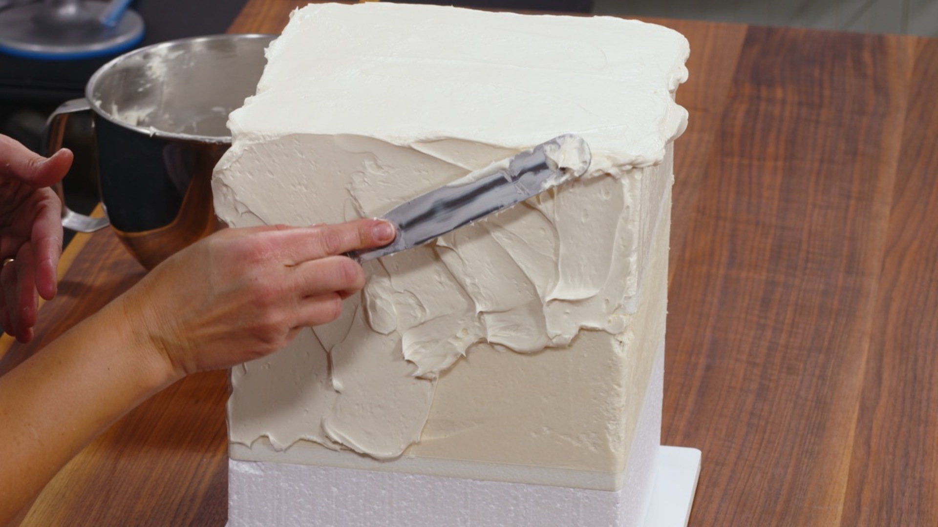 Session 4: Icing a Triple Barrel Cake